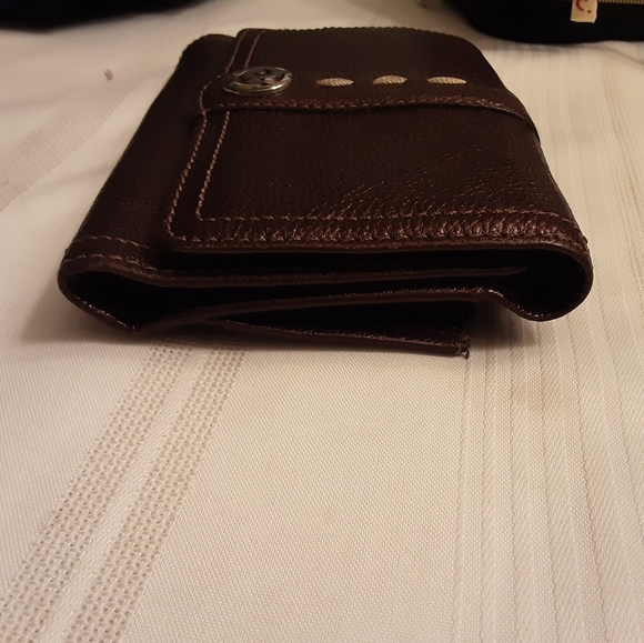EUC Brighton Wallet - Picture 9 of 11